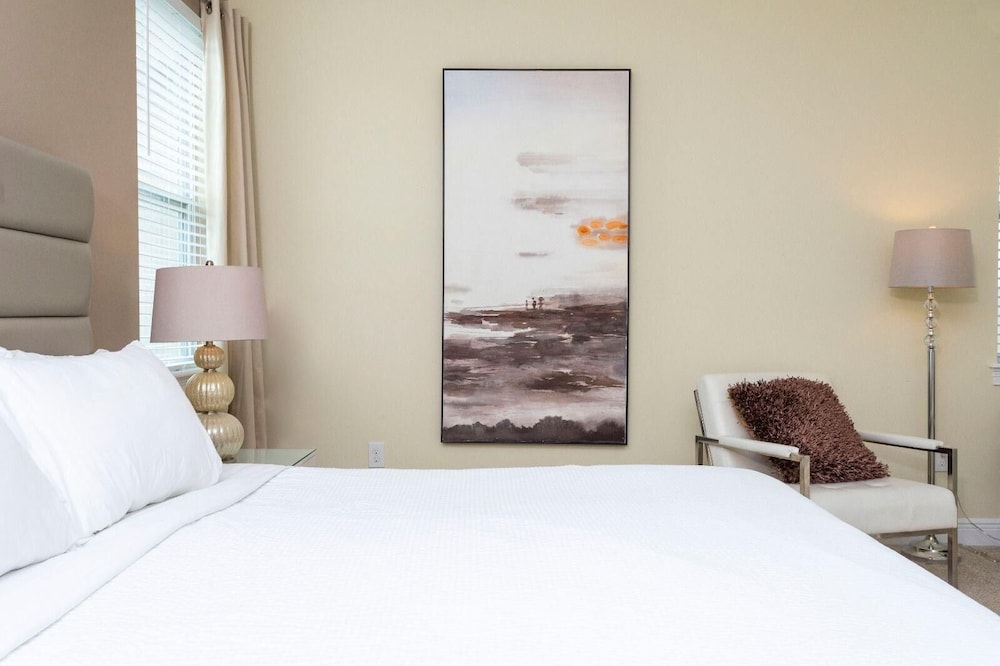 421 NP - Exquisite Retreat at Encore Resort
