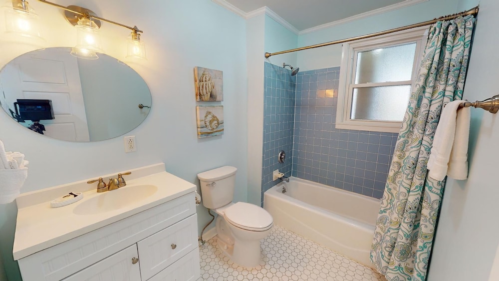 The Island Star by Tybee Vacation Rentals