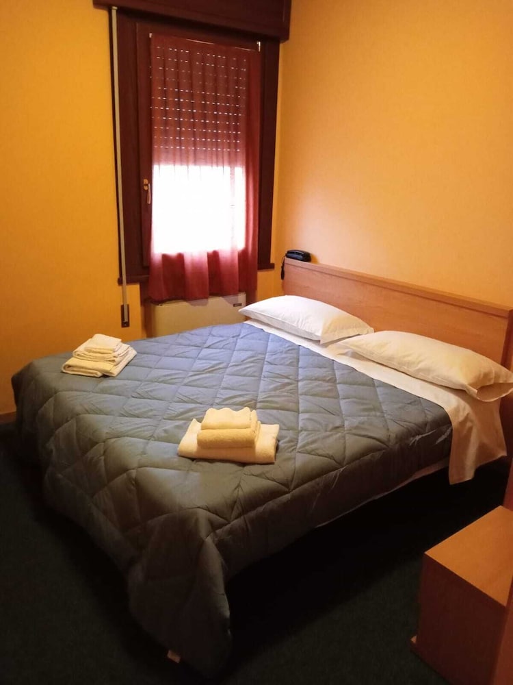 Albergo al Gallo view 4