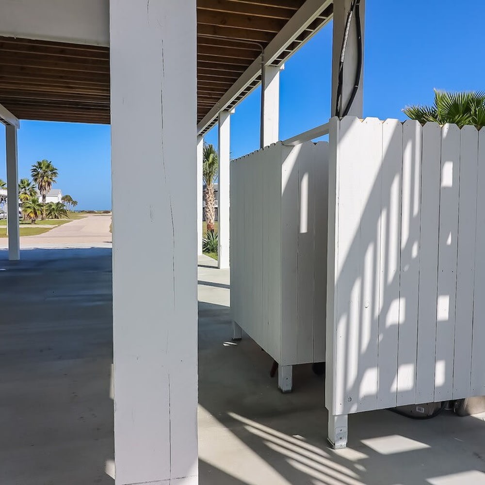 Unforgettable Vacation Getaway in Treasure Island