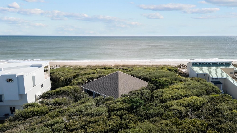 Beach Grove 3 Bedroom Home