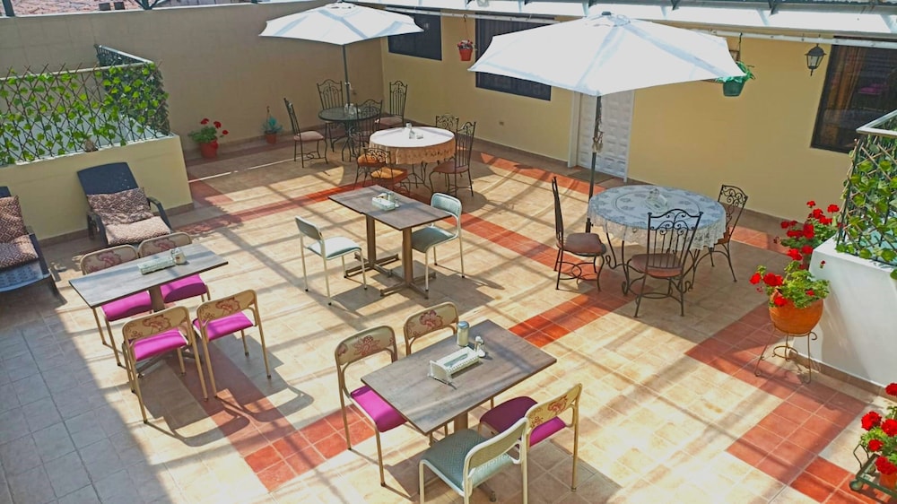 La Rosario Hotel