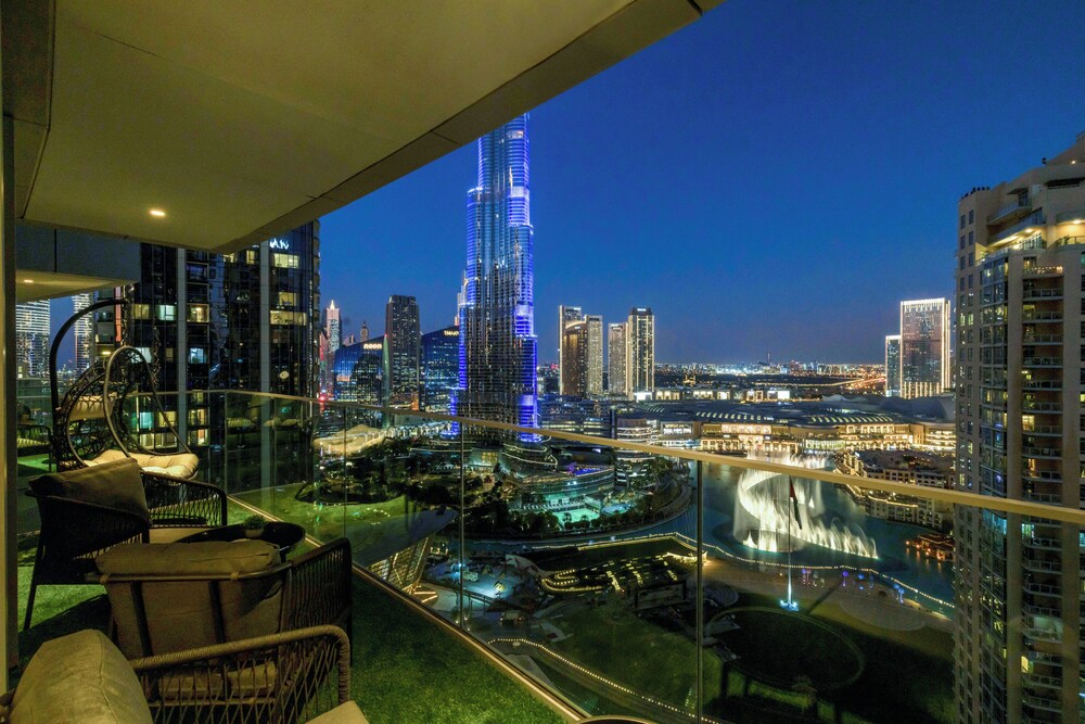 Roomszy Residences - Opera Grand
