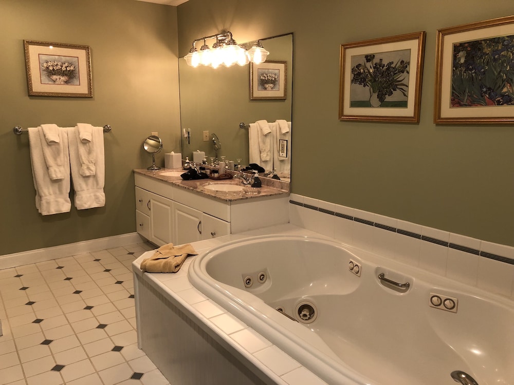 Stone Hill Inn