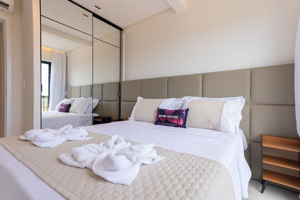 Miami House Cumbuco by Carpediem