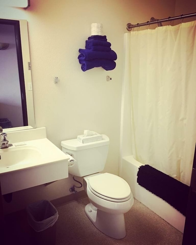 Windbreak Hotel