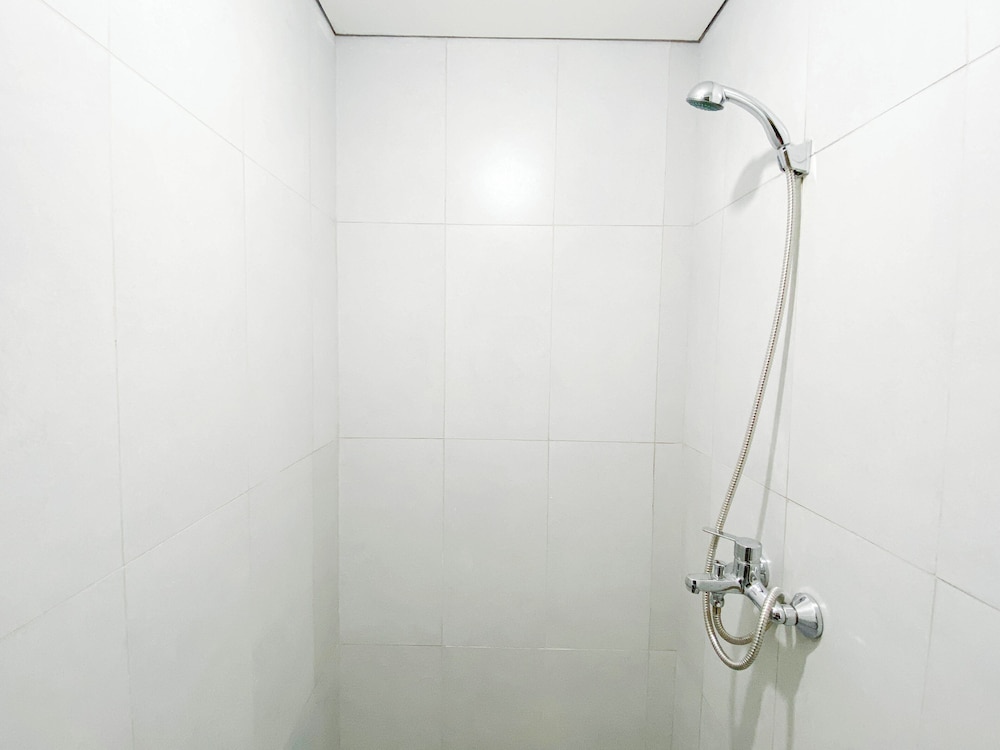 Nice Studio Room Apartment at LRT City Sentul - Royal Sentul Park