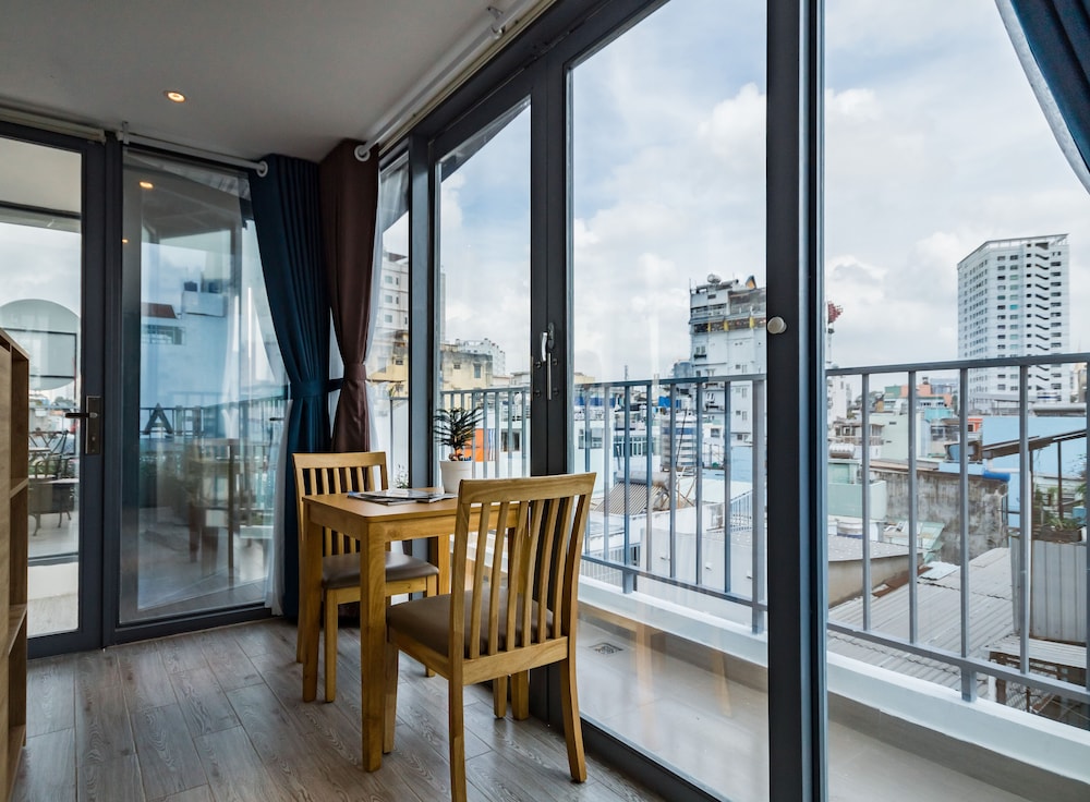 HAPPYHOMES 102 Luxury Bui Vien Apartment