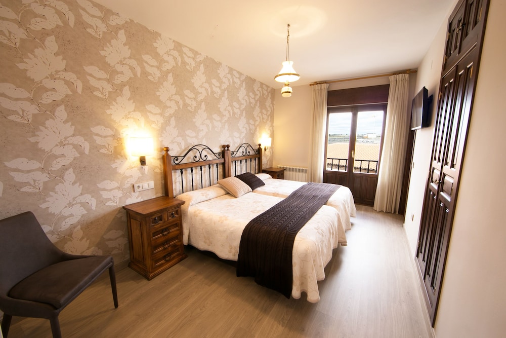 Hotel Restaurante Quintanares - Property Image 116