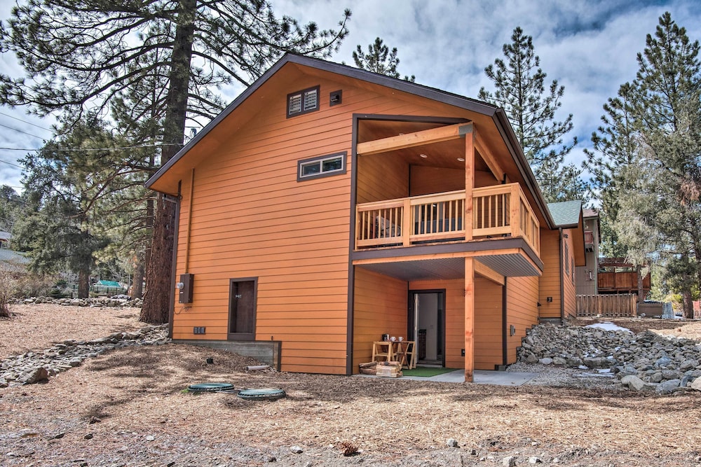 Pine Mountain Club Villa w/ Sauna, Deck + Views! view 5