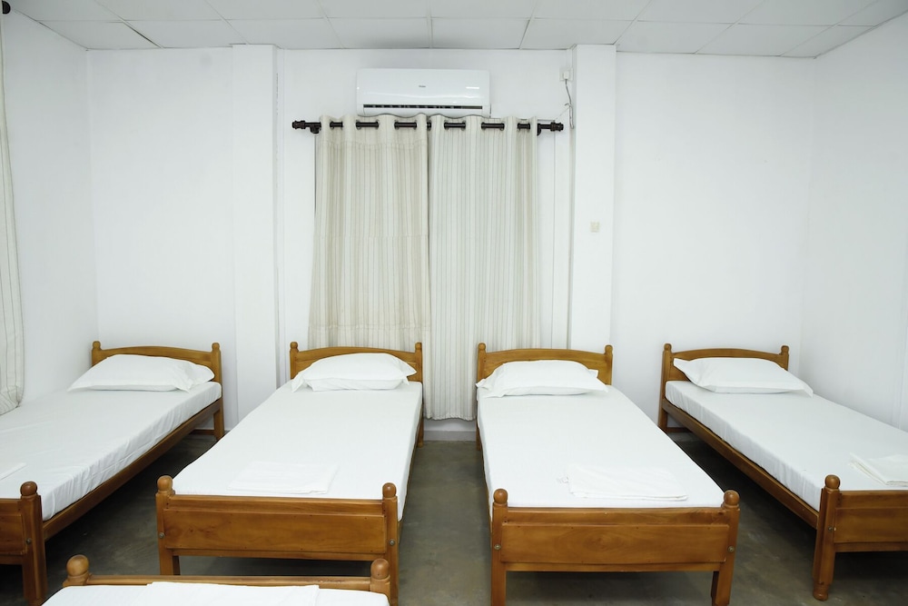 Colombo Mount Hostel