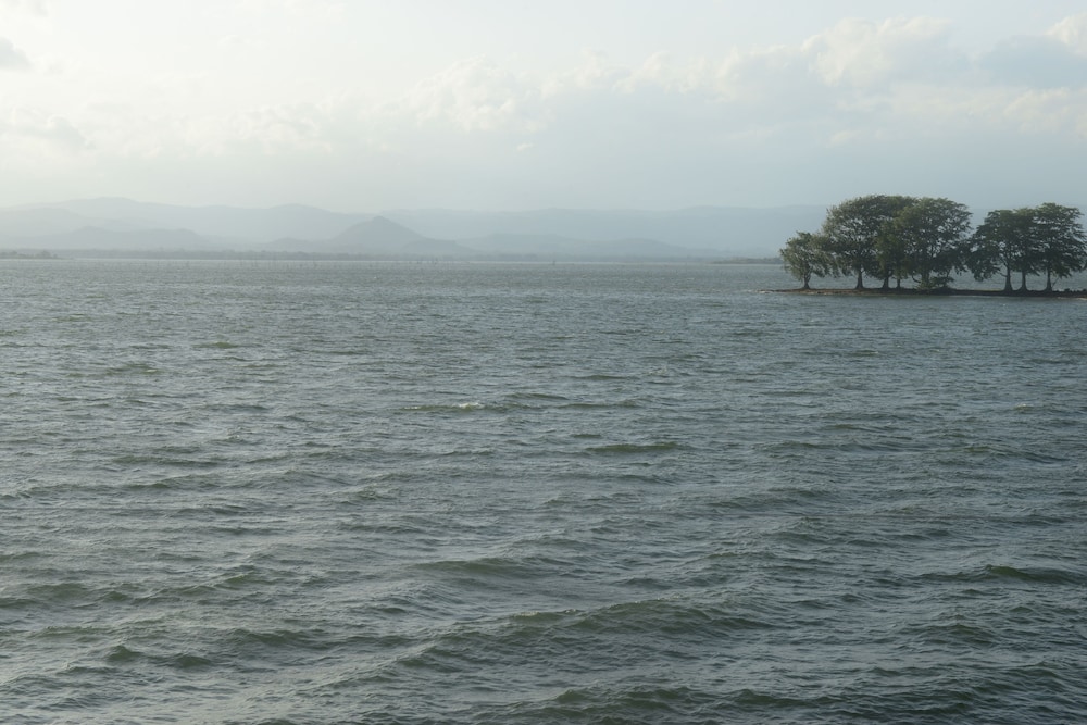 Nil Diya Mankada Safari Lodge
