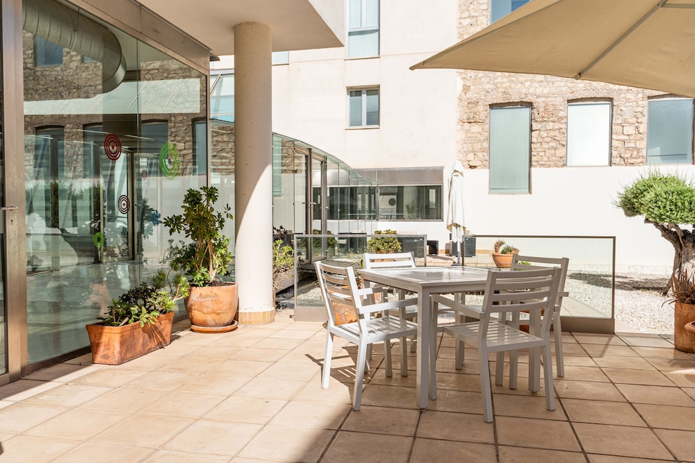 Albergue Inturjoven & Jaen - Hostel view 3