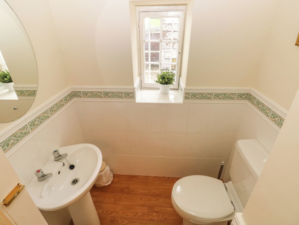 Bay View Apartment
