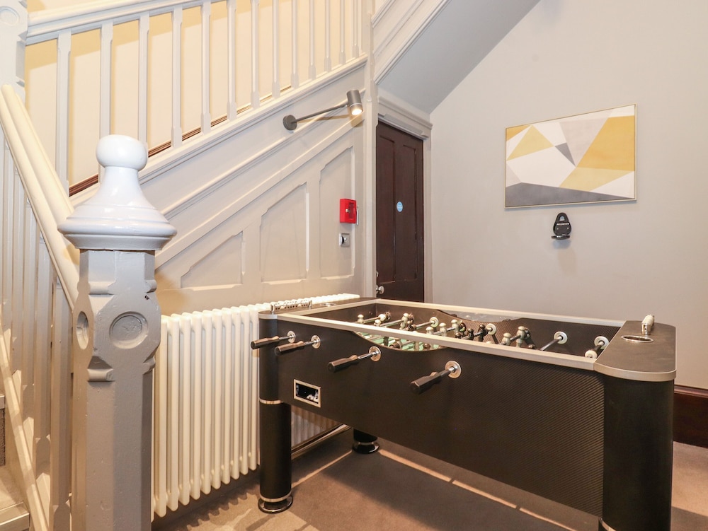 The Lucy Suite Stone Cross Mansion