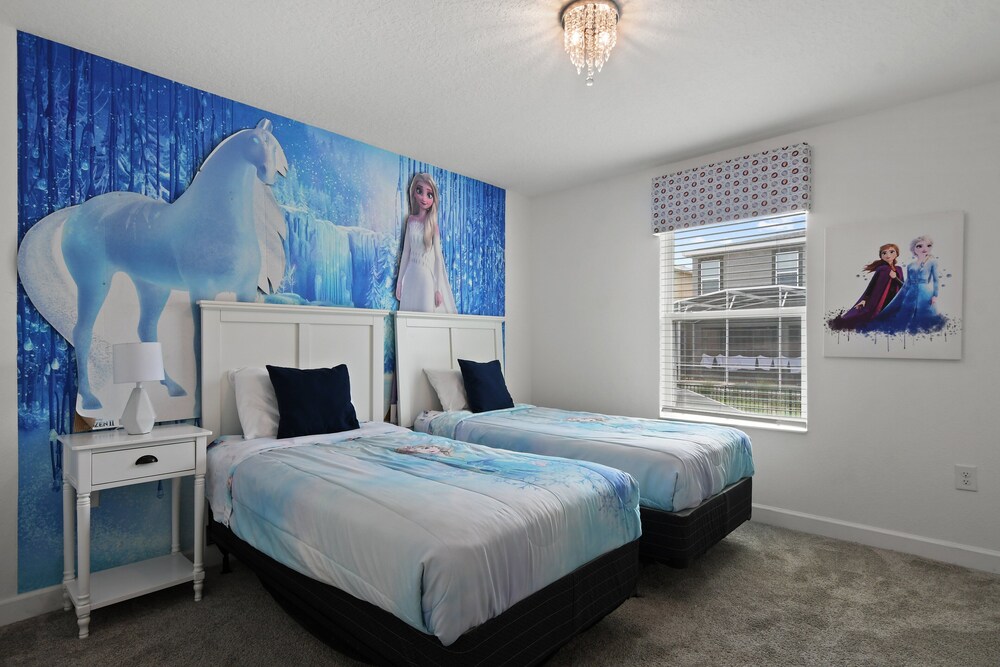 Cozy Family Retreat With Pool Near Disney World