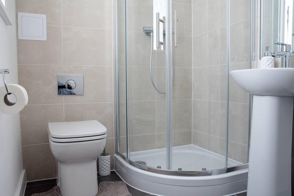 East Central London - Sleeps 6 - Pet Friendly