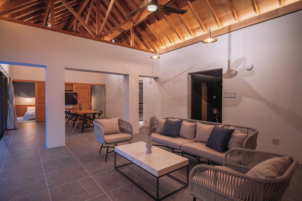 Reflexion Villas GLANZ