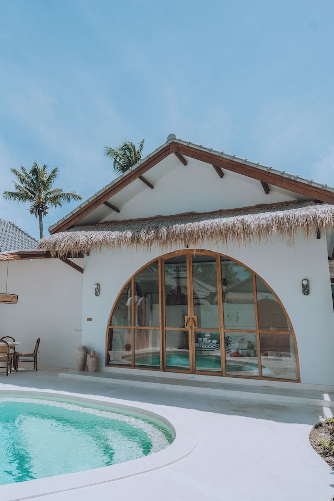Lumora Boutique Villas