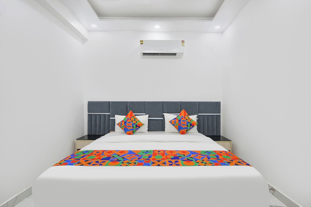 Fabhotel Scorpion Inn