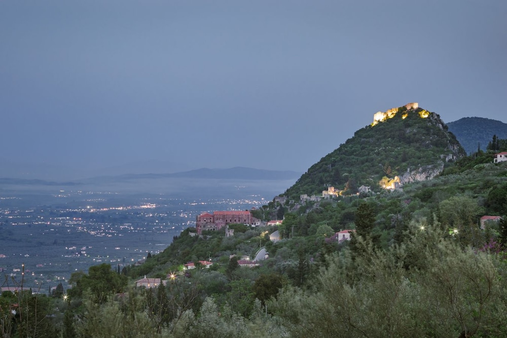 Mazaraki Guesthouse