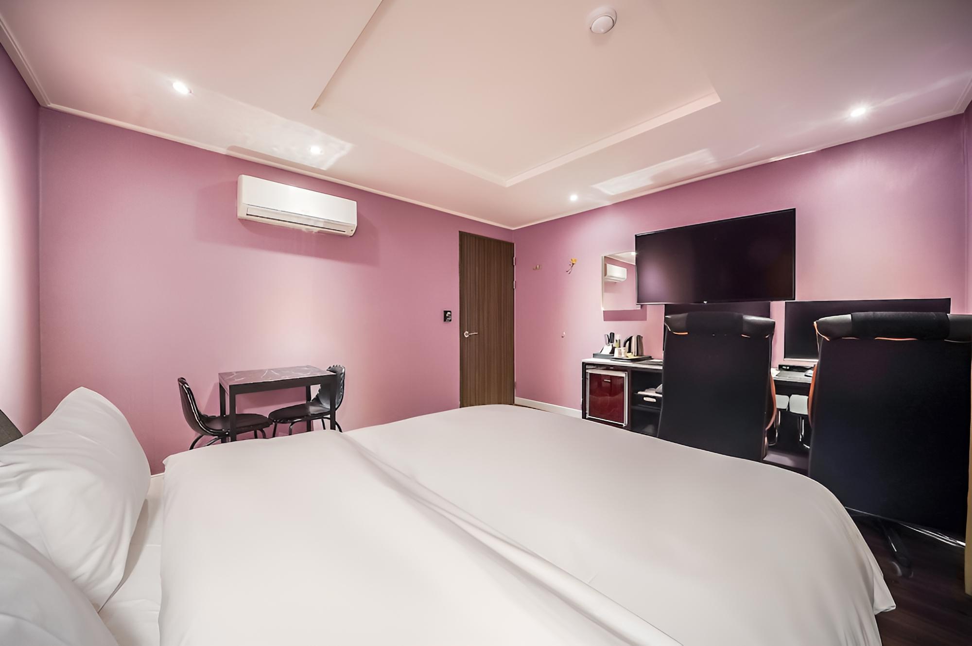 CS Hotel