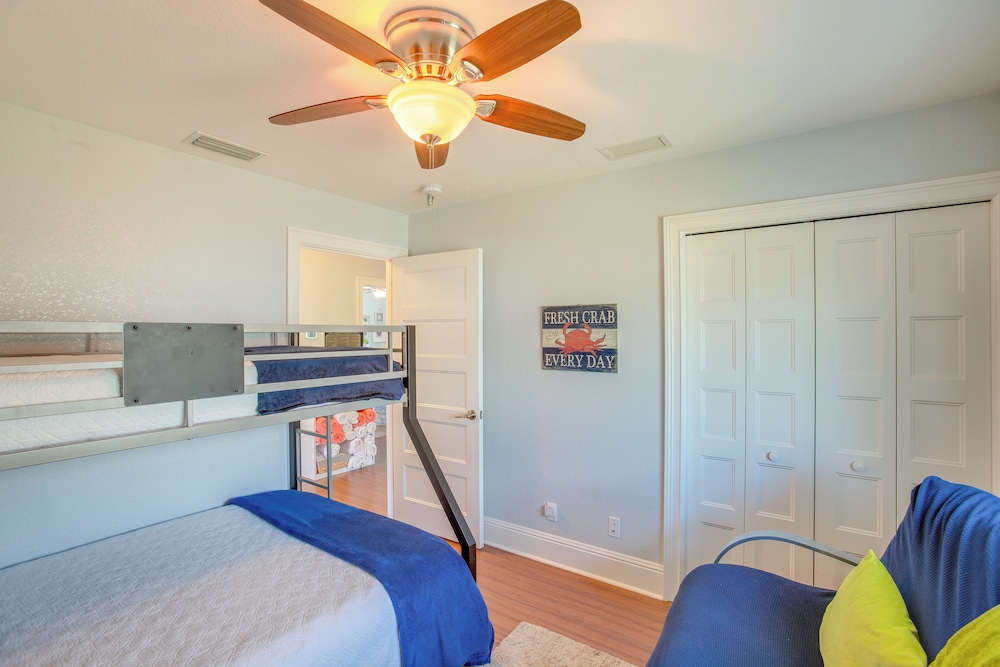 Little Gasparilla Island Escape w/ 2 Decks!