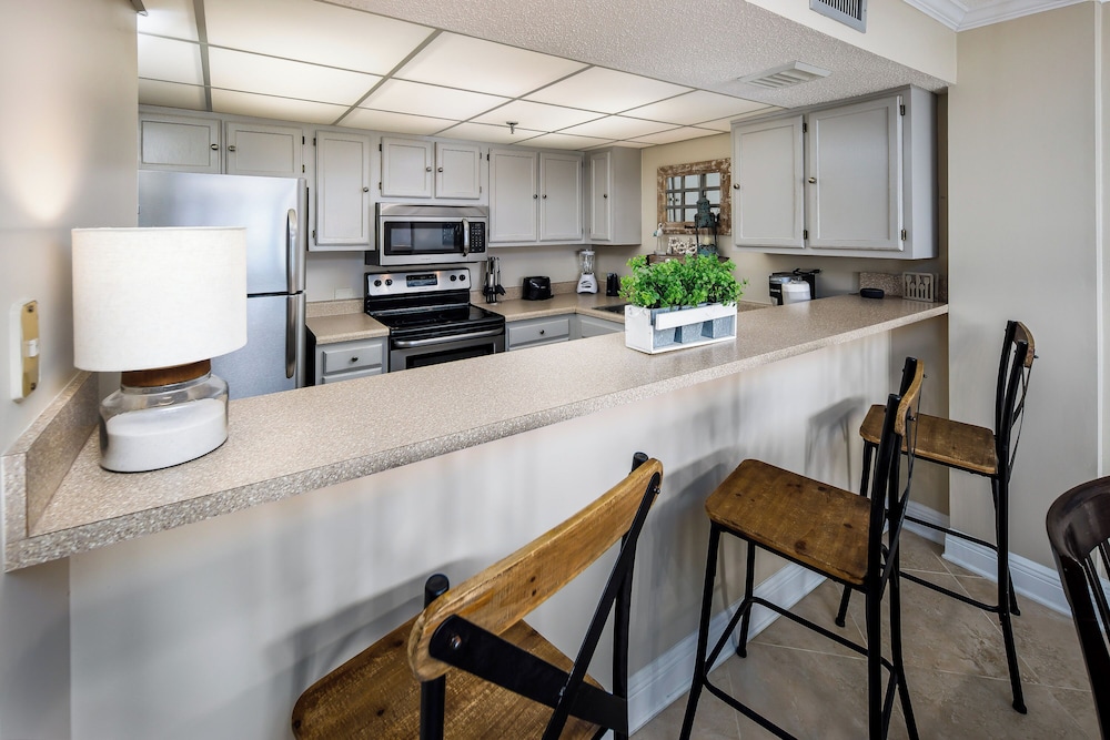 Gulfside 302 by Brooks and Shorey Resorts