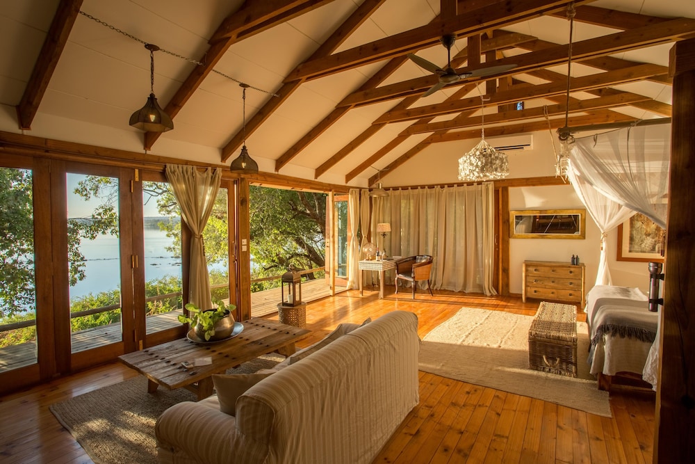 Tongabezi Lodge