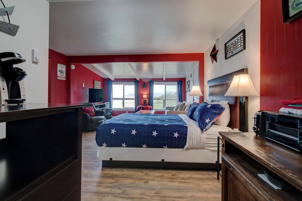Moolack Shores Inn
