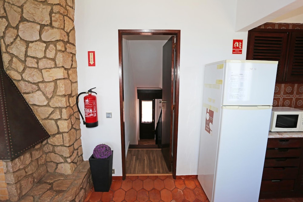 V 02 - Apartment 2 in Seacliff Albufeira