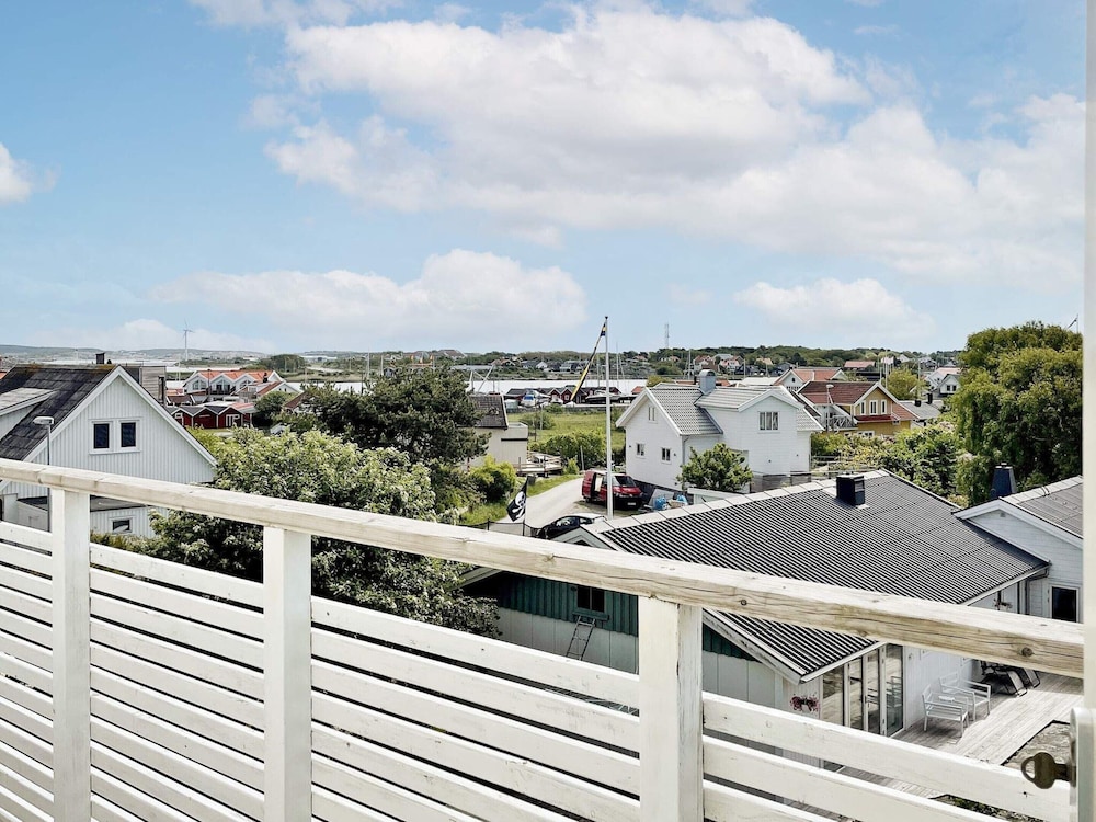 9 Person Holiday Home in Hono view 5