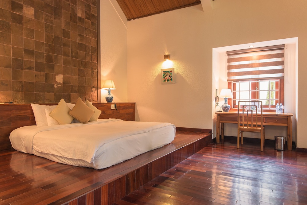 Pilgrimage Village Resort & Spa 15