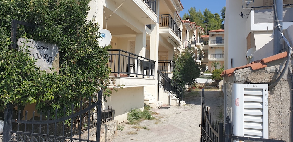 Photo 47
