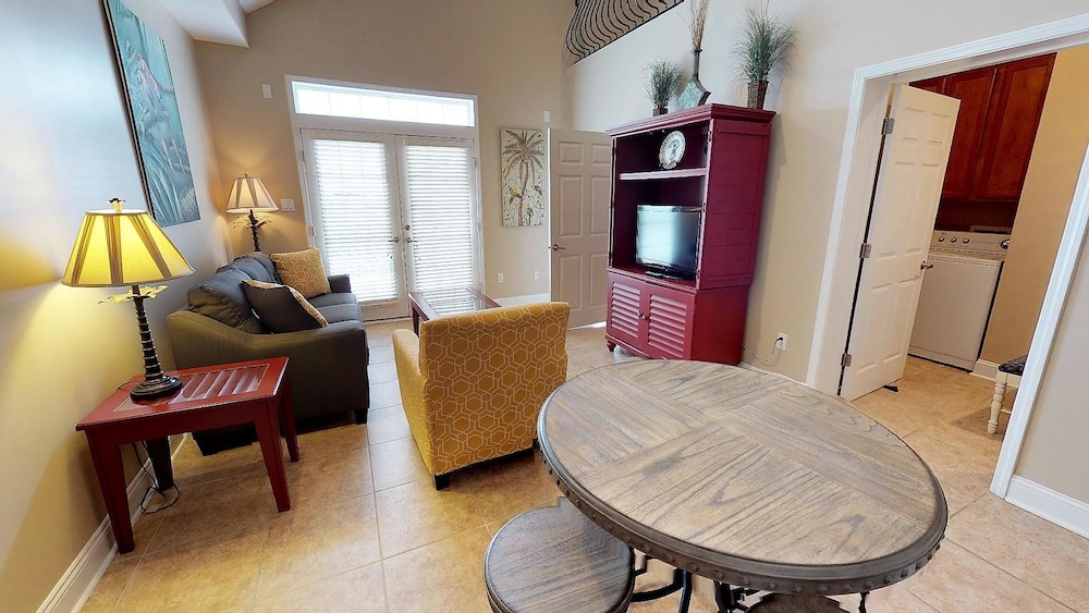 Tuscan Ocean Vista C Holiday Home Holiday home 8