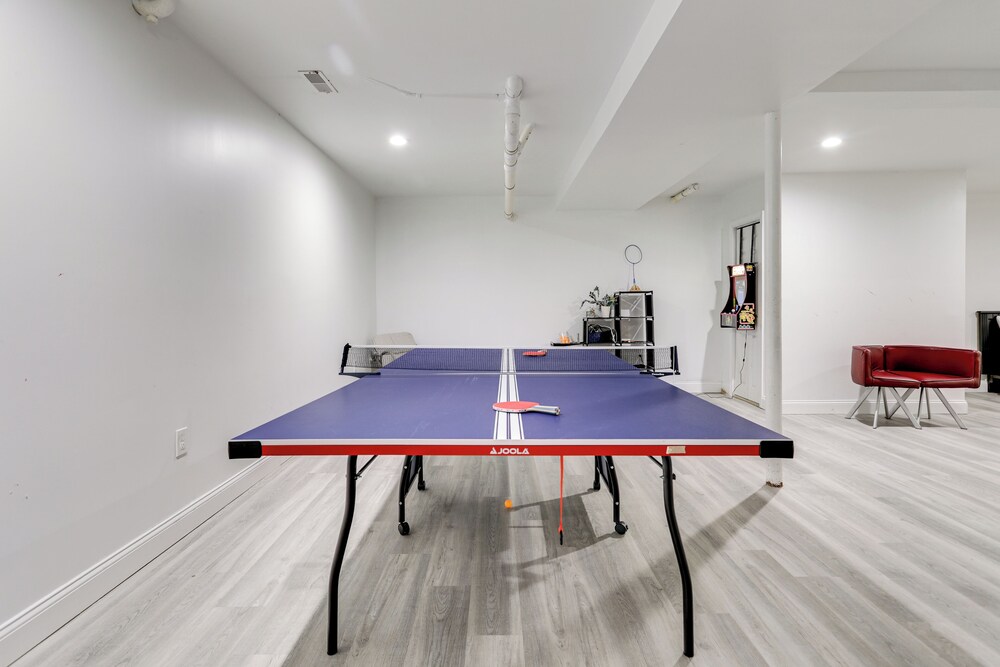 Oceanfront Cottage on Cape Cod Bay w/ Game Room