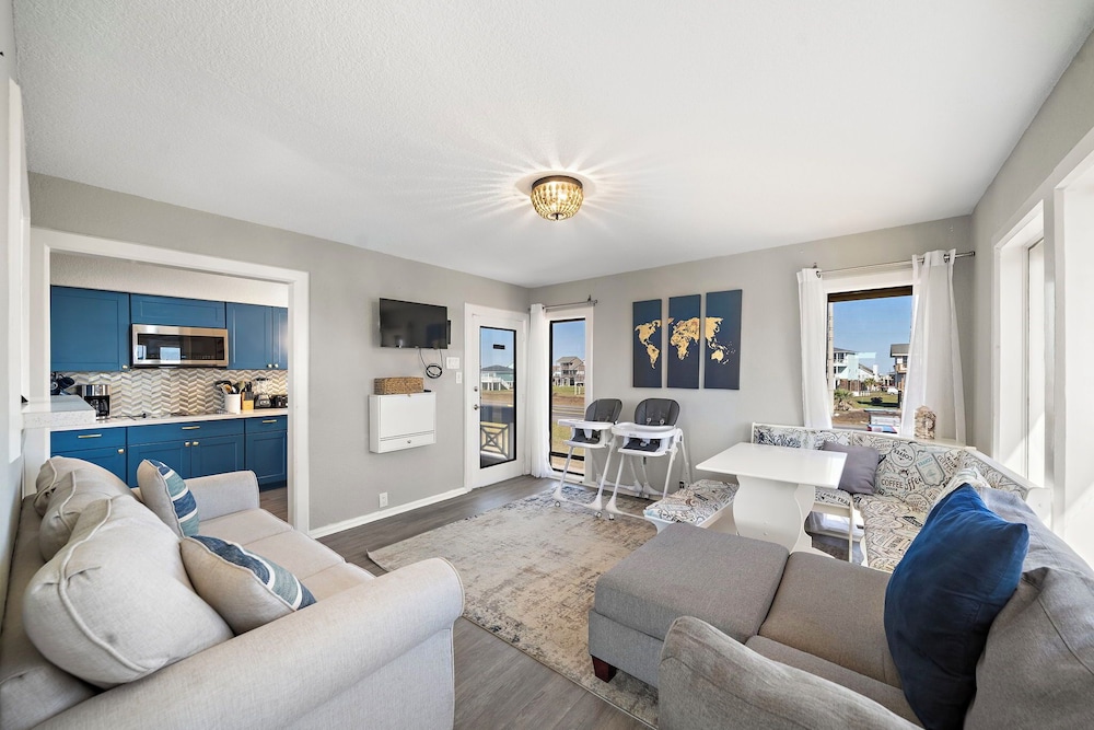 Captain's Manor by Ryson Vacation Rentals