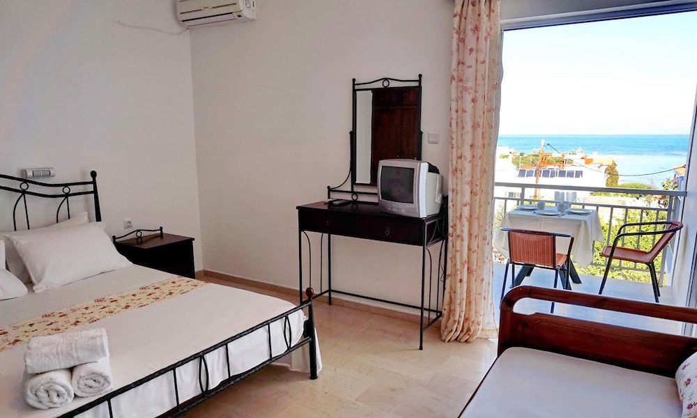 Yialos Studios