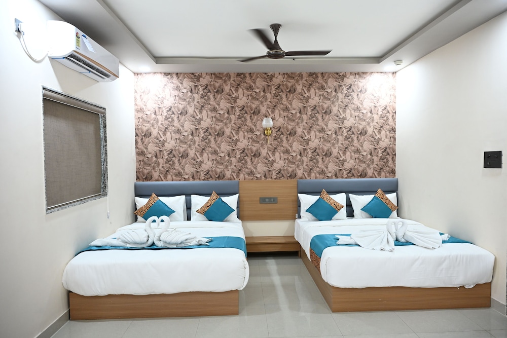 Ravechi Krupa Hotel