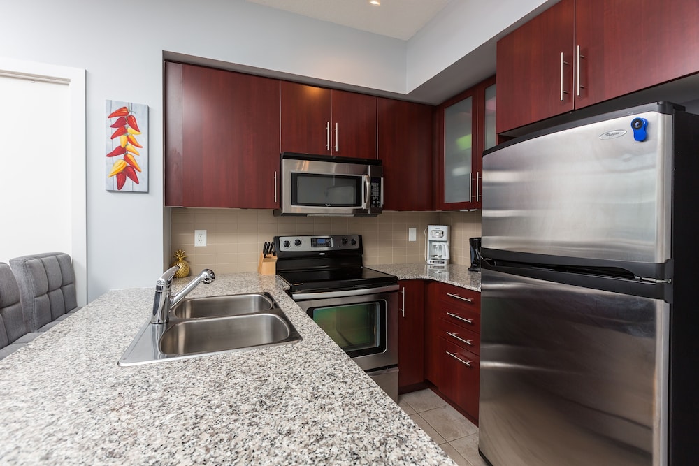 Iceboat Terrace-Downtown-Ent District-1