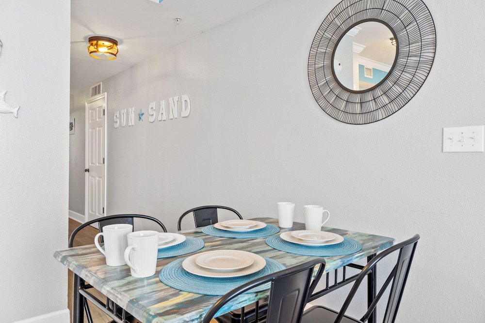 Tidewater by Book That Condo