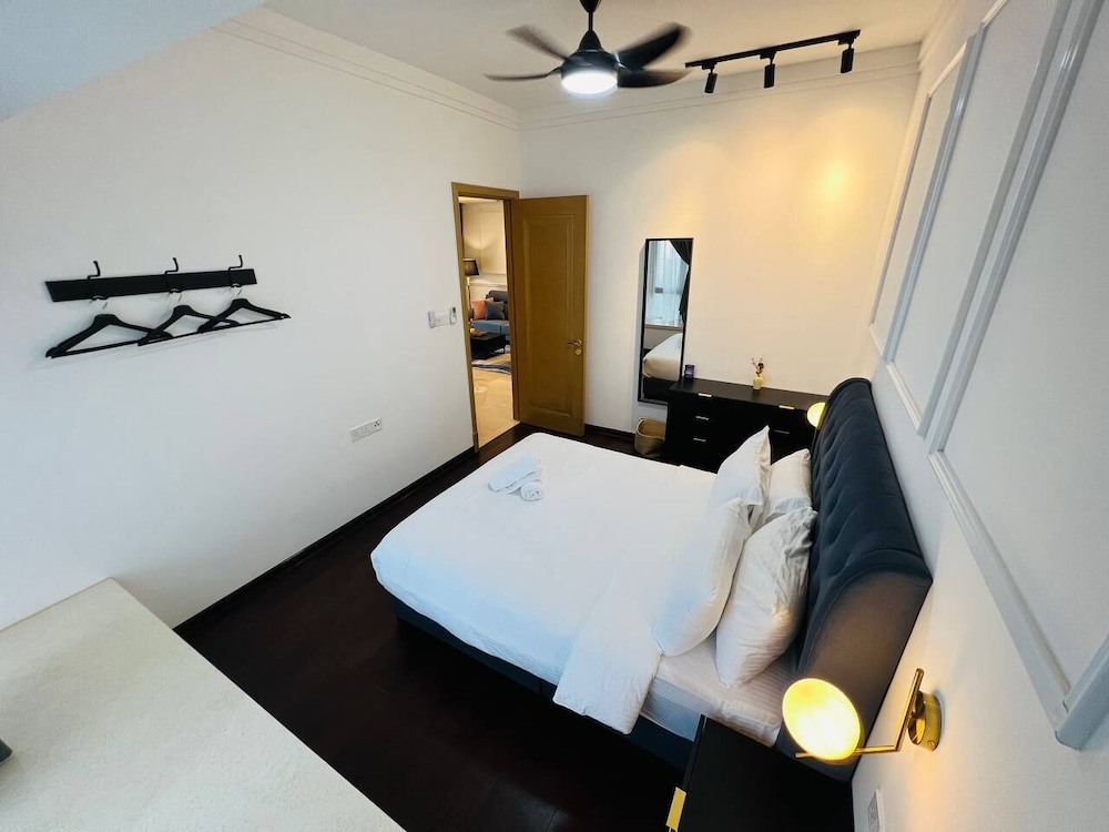 R&F Princess Cove at ANJU