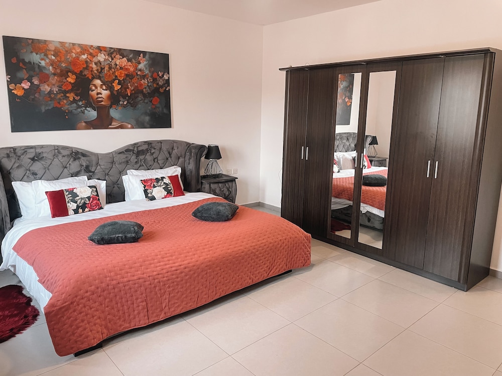 TCC APARTMENT