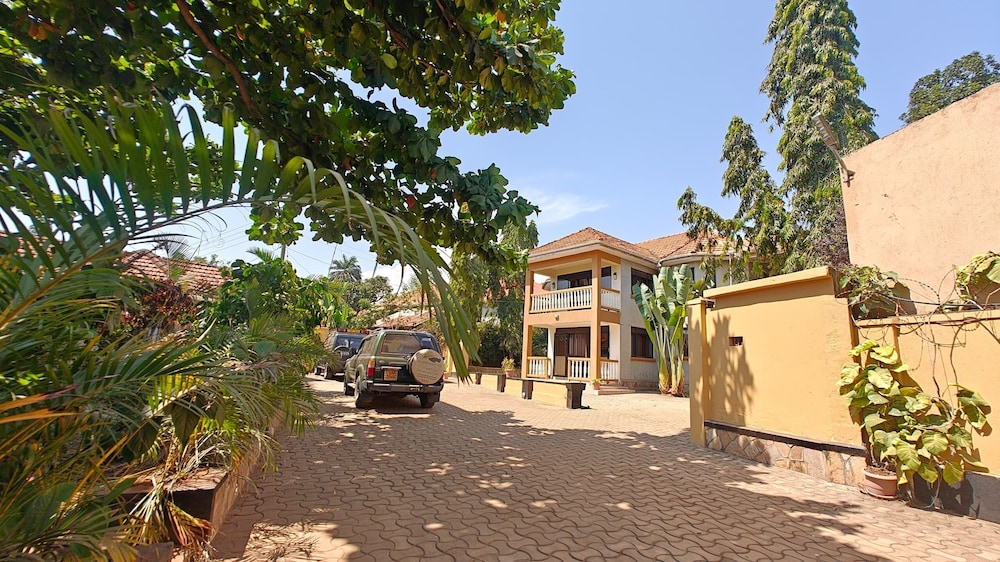 Entebbe Coffee Lodge