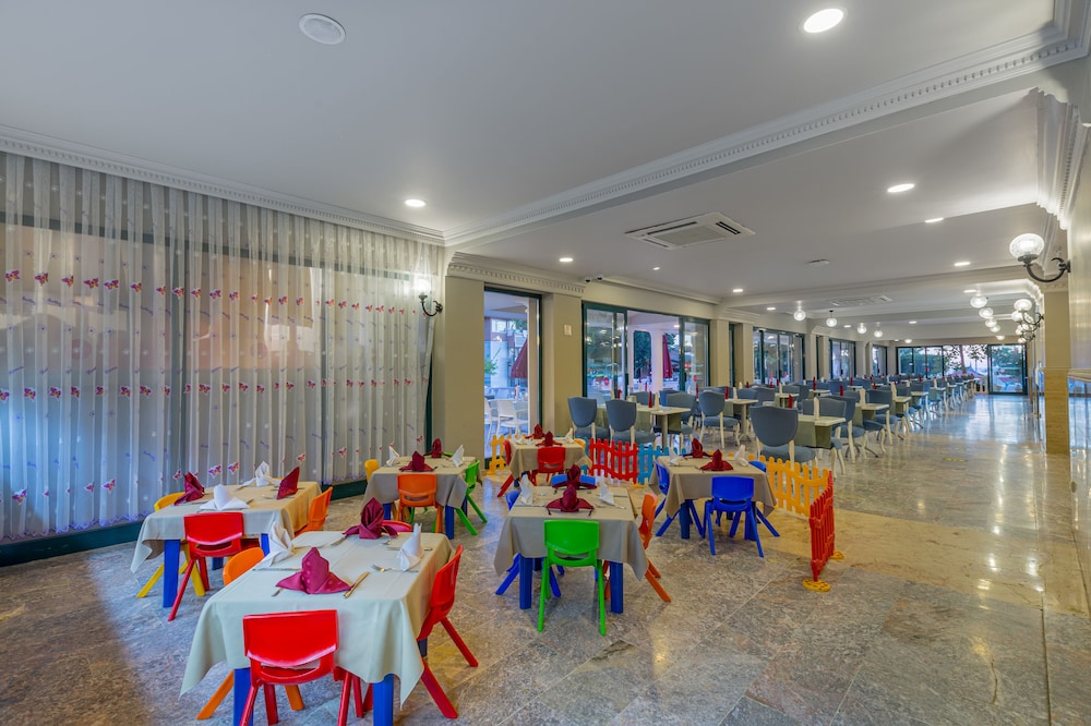 Justiniano Club Alanya – All Inclusive