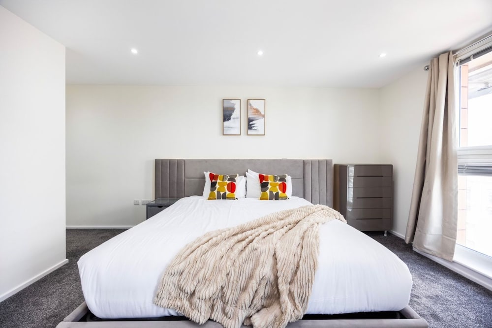 Austin David Apartments - Blue Cove