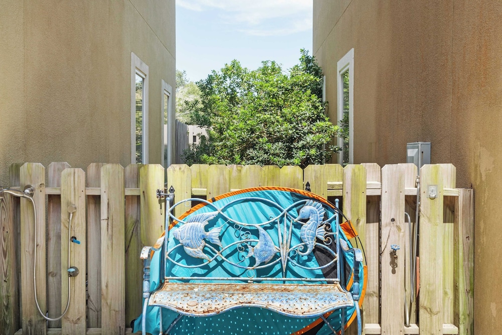 Southfields Retreat 4BR Getaway Near Laguna Beach, Carillon & Pier Park