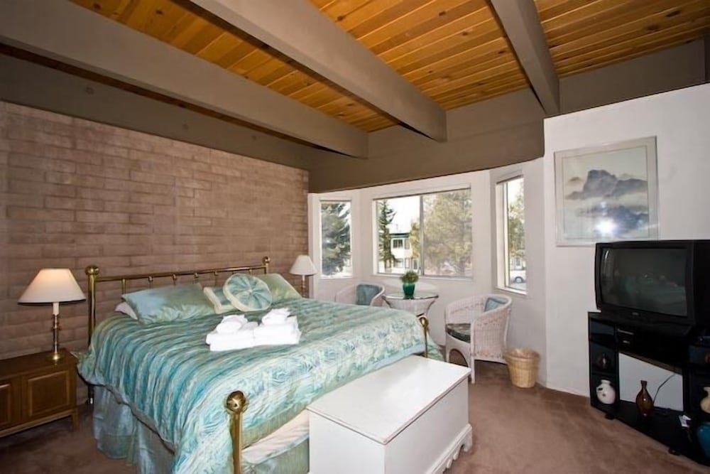 439 Ala Wai Blvd. Unit 120