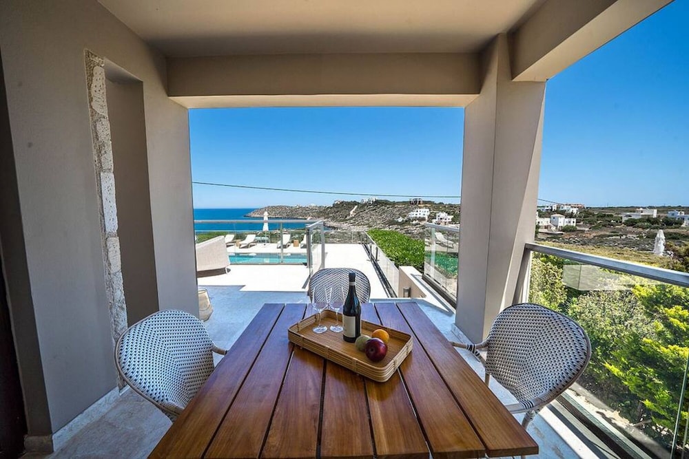 Tersanas Villas