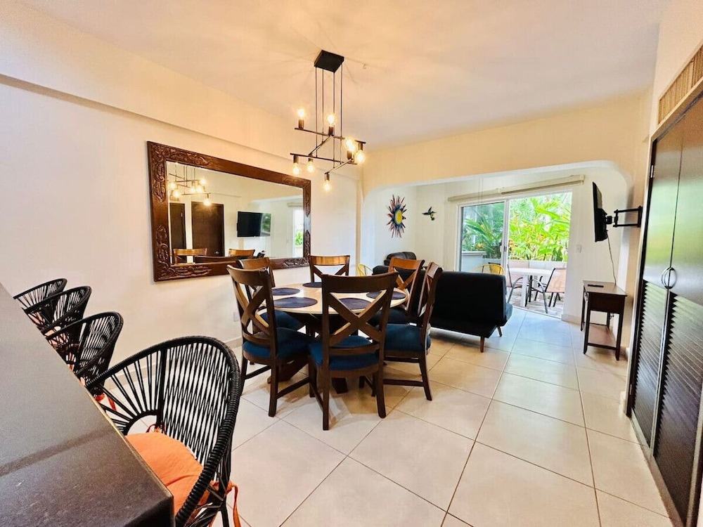 Costa Bonita Apartments